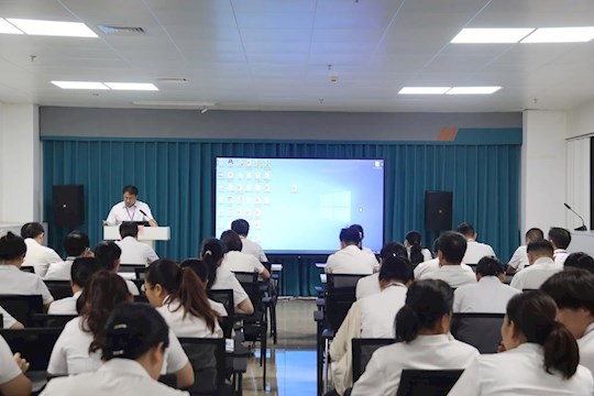 田东县中医医院召开2025年上半年工作汇报会