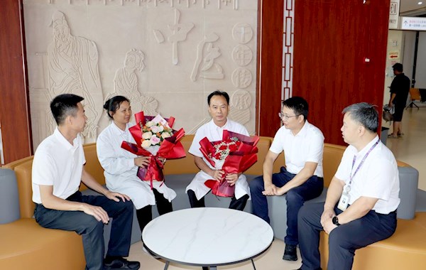 走访暖人心 致敬中医院里的每一份坚守