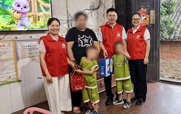 党建引领“暖星行”，田东县中医医院第九党支部走进双胞胎孤独症儿童家庭